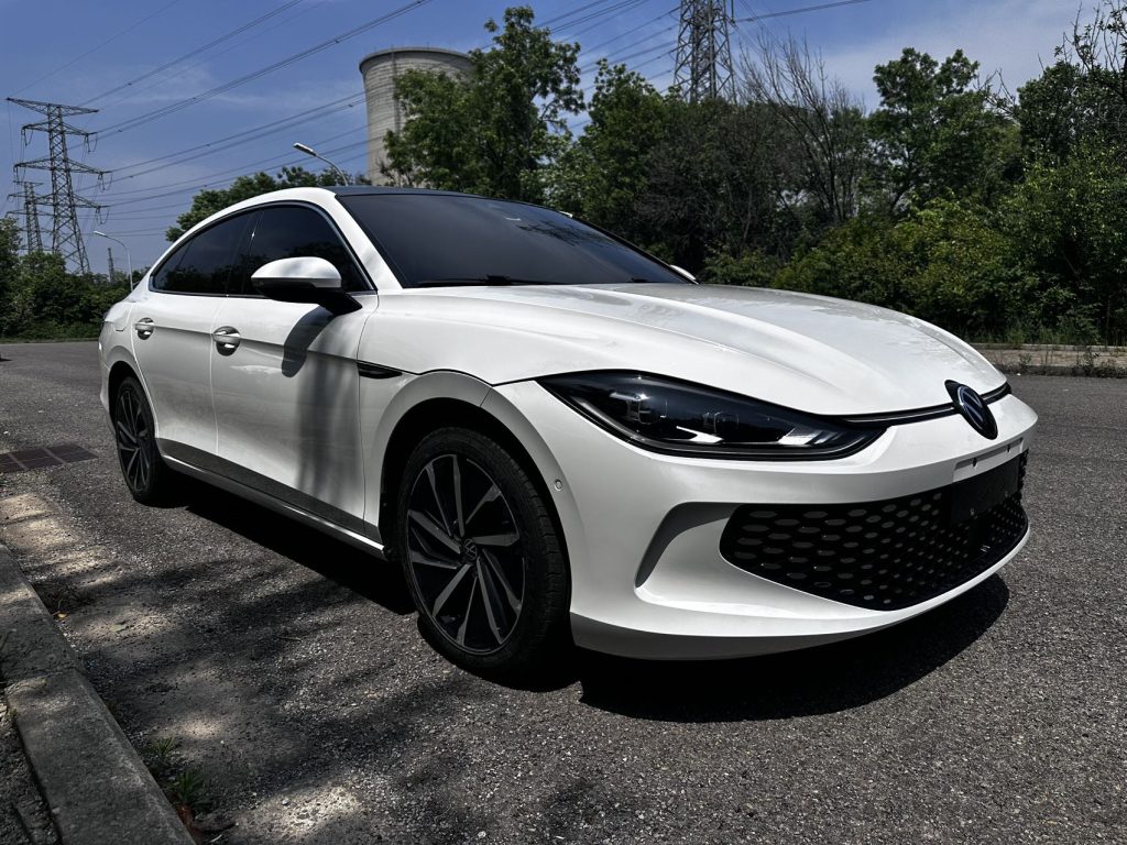 LAMANDO L 2022 года, 280TSI DSG «Super Hot» флагманская версия - AUTO STAR