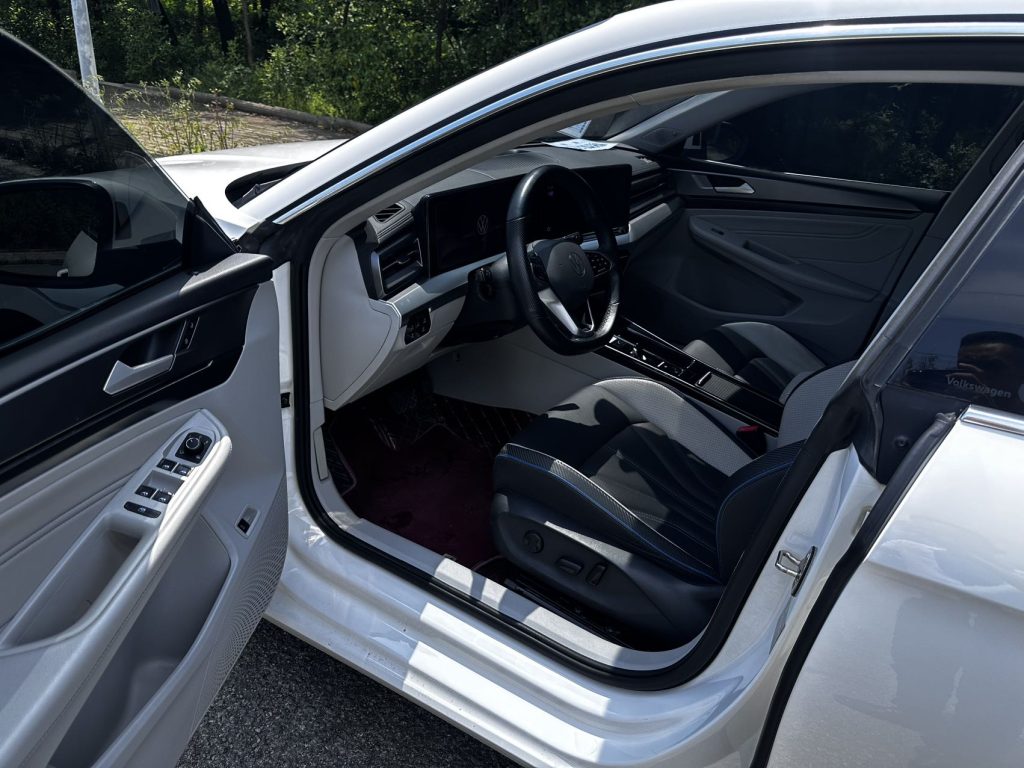 LAMANDO L 2022 года, 280TSI DSG «Super Hot» флагманская версия - AUTO STAR