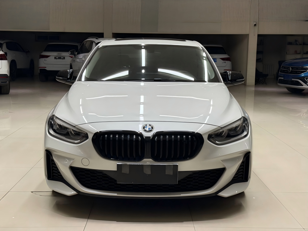 BMW 1 серии 2023 модельного года 120i M Sport Night Edition - AUTO STAR