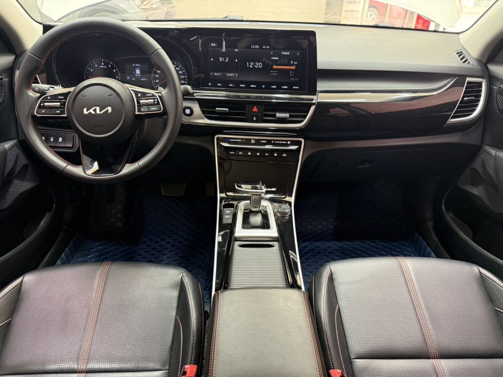 Kia KX3 2021 г. 1,5 л CVT Trend Edition - AUTO STAR