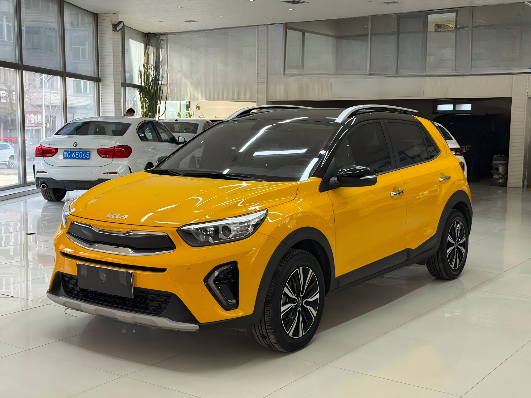 Kia Kx1, 2021 г. вып., 1,4 л, CVT, версия «Fun Enjoy» с люком
