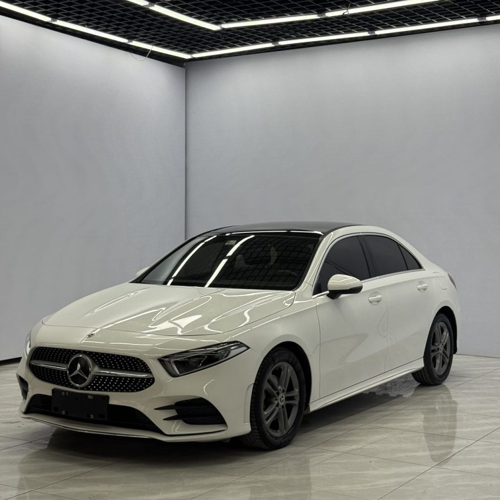 Mercedes-Benz A-класс 2021 модельный год A 180 L Спортивный седан - AUTO STAR