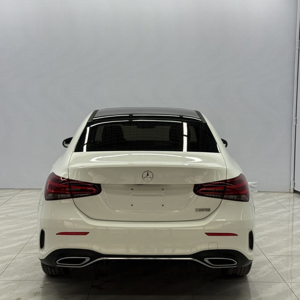 Mercedes-Benz A-класс 2021 модельный год A 180 L Спортивный седан - AUTO STAR