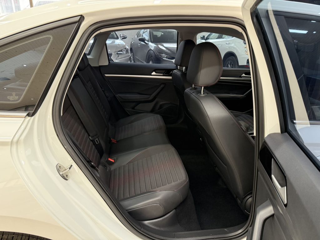 Volkswagen Lavida, 2023 модельный год, 280TSI DSG, версия «Starry Sky Full Enjoyment» - AUTO STAR