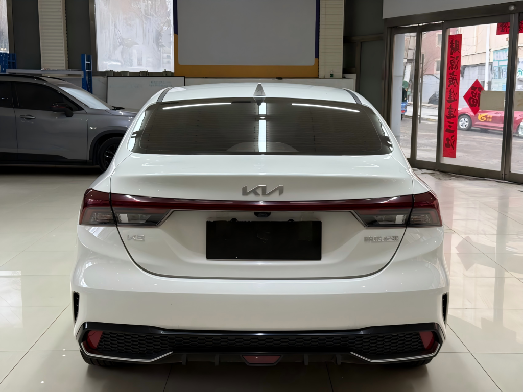 Kia K3 2023 модельного года 1.4T DCT, версия «Люкс» - AUTO STAR