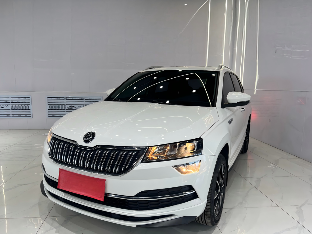 Skoda Karoq 2022 года, TSI280, версия «Premium» - AUTO STAR