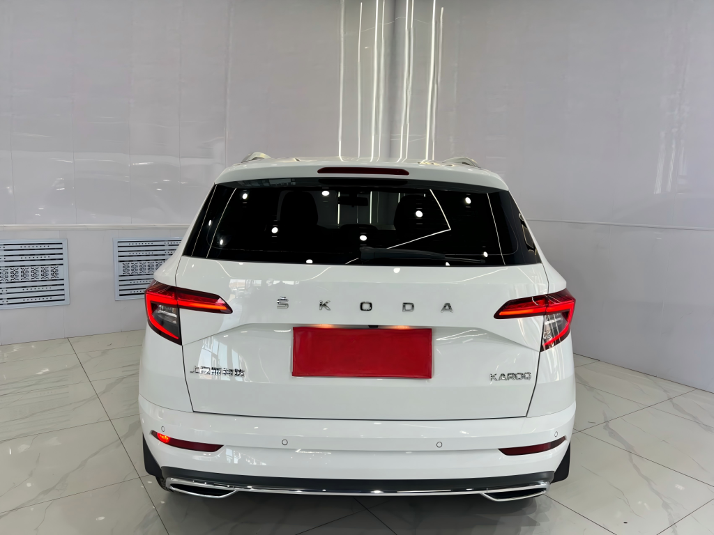 Skoda Karoq 2022 года, TSI280, версия «Premium» - AUTO STAR