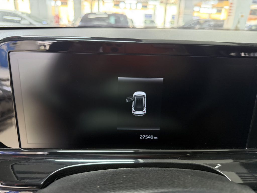 Kia Seltos 2023 года, белый с черной крышей (опция) - AUTO STAR