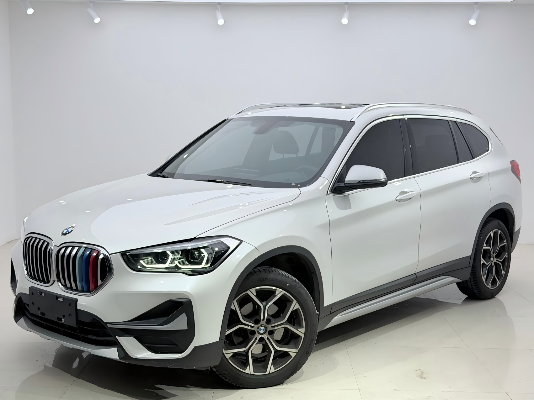 BMW X1 2022 года,  sDrive20Li, версия «Style»