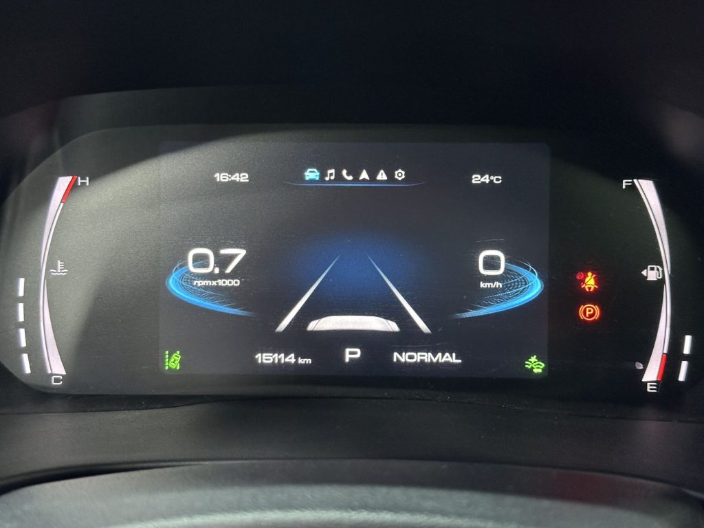 Haval H6, 2023 модельный год, версия «Guochao» 1.5T, автоматическая коробка передач, версия «Champion» - AUTO STAR