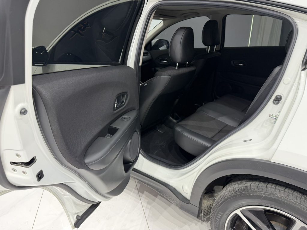 Honda Vezel, 2020 г. выпуска, 1,5 л, CVT, версия Pioneer, стандарты выбросов - AUTO STAR