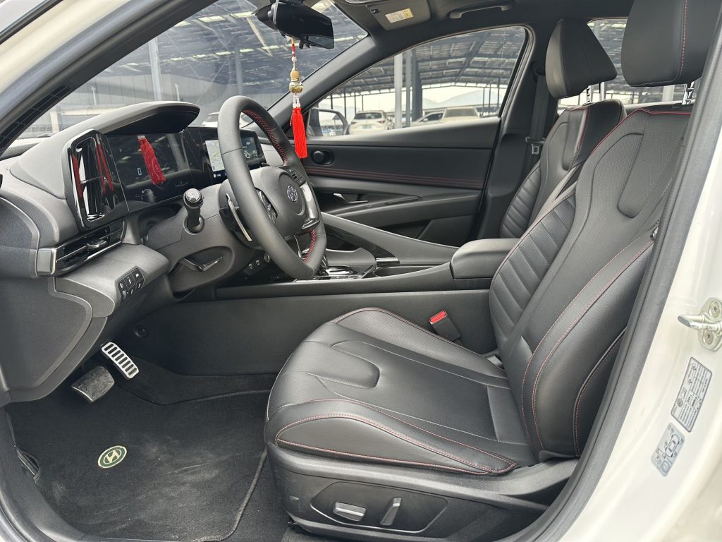 Hyundai Elantra 2022 модельного года, 240TGDi DCT, версия LUX - AUTO STAR