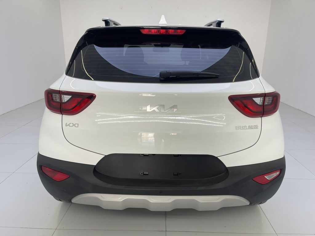 Kia KX1 2021 г. 1,4 л CVT с люком - AUTO STAR