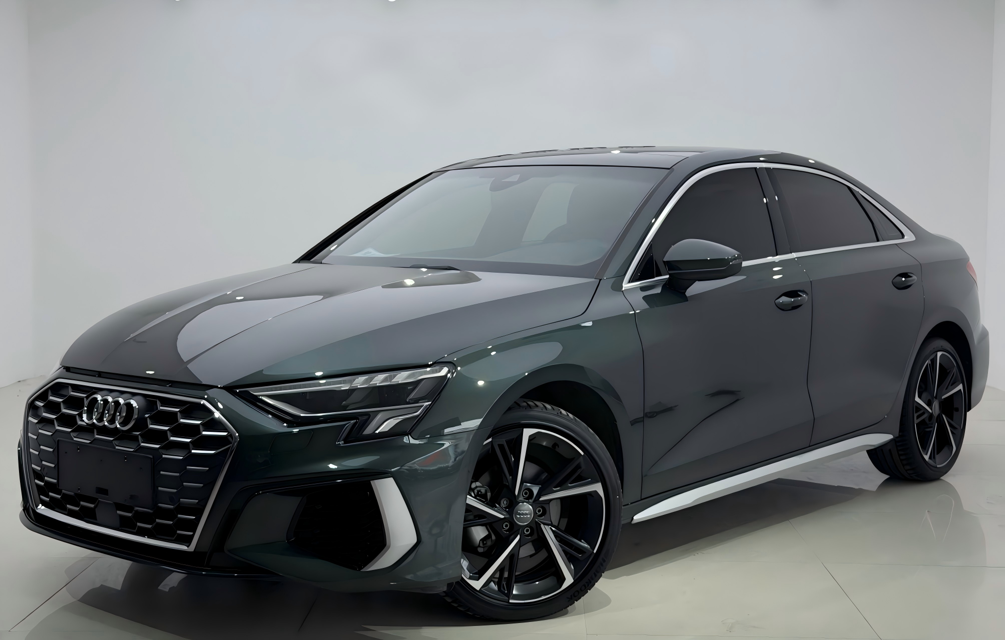 A3L Limousine 2021 года, 35TFSI, версия «Стиль и спорт»