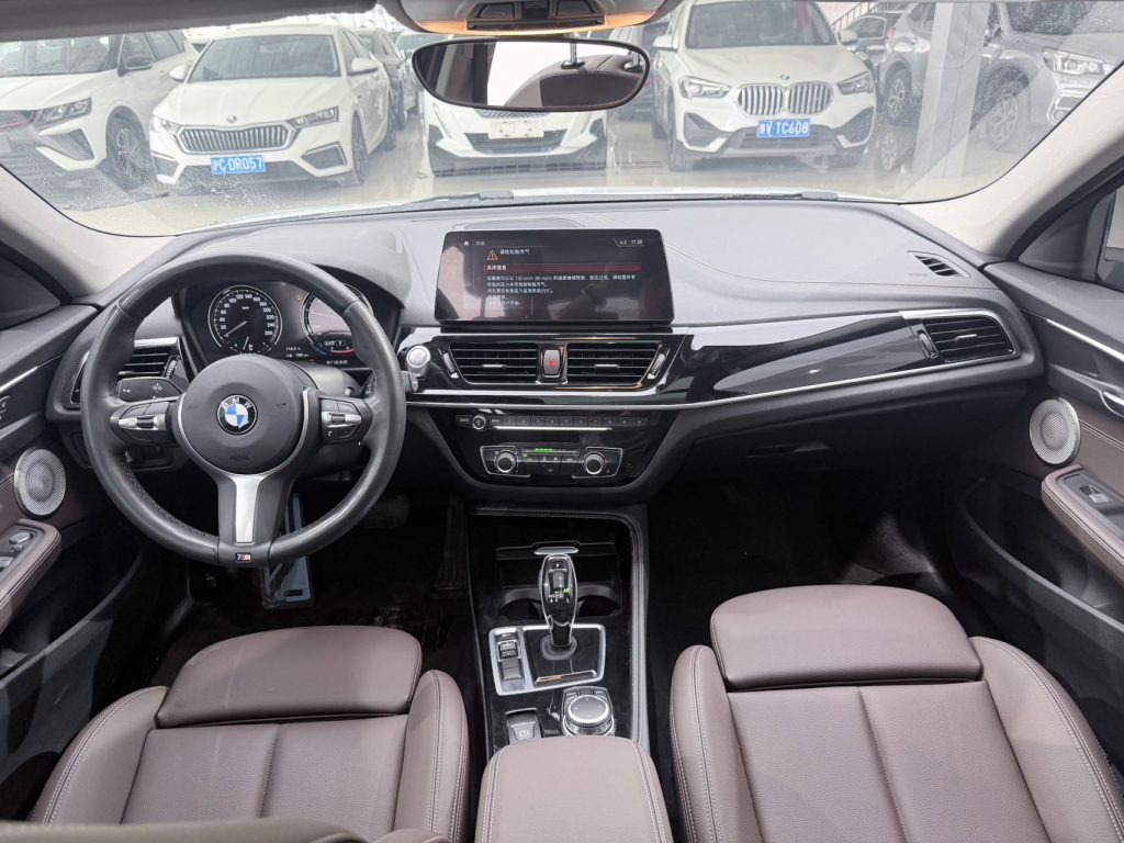 BMW 1 серии 2022 года, 120i M Sport Night Edition - AUTO STAR