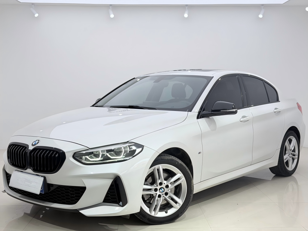 BMW 1 серии 2022 года, 120i M Sport Night Edition - AUTO STAR