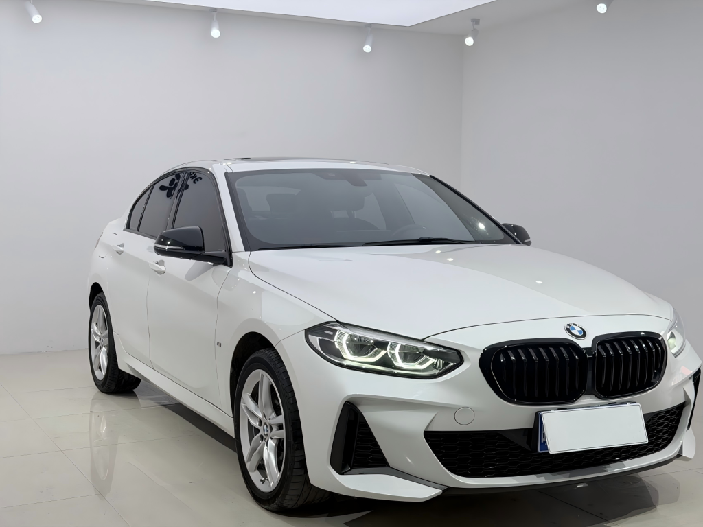 BMW 1 серии 2022 года, 120i M Sport Night Edition - AUTO STAR