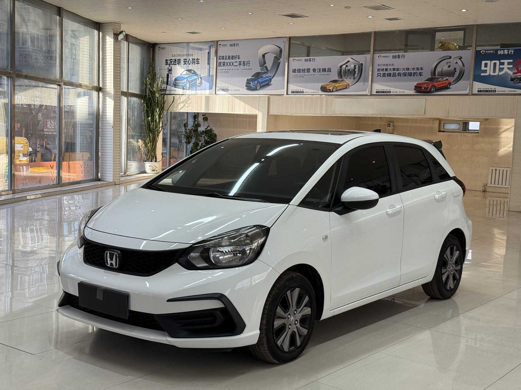 Honda Fit,  2022 модельный год, 1,5 л, CVT, версия «Chiao Xiang» с люком