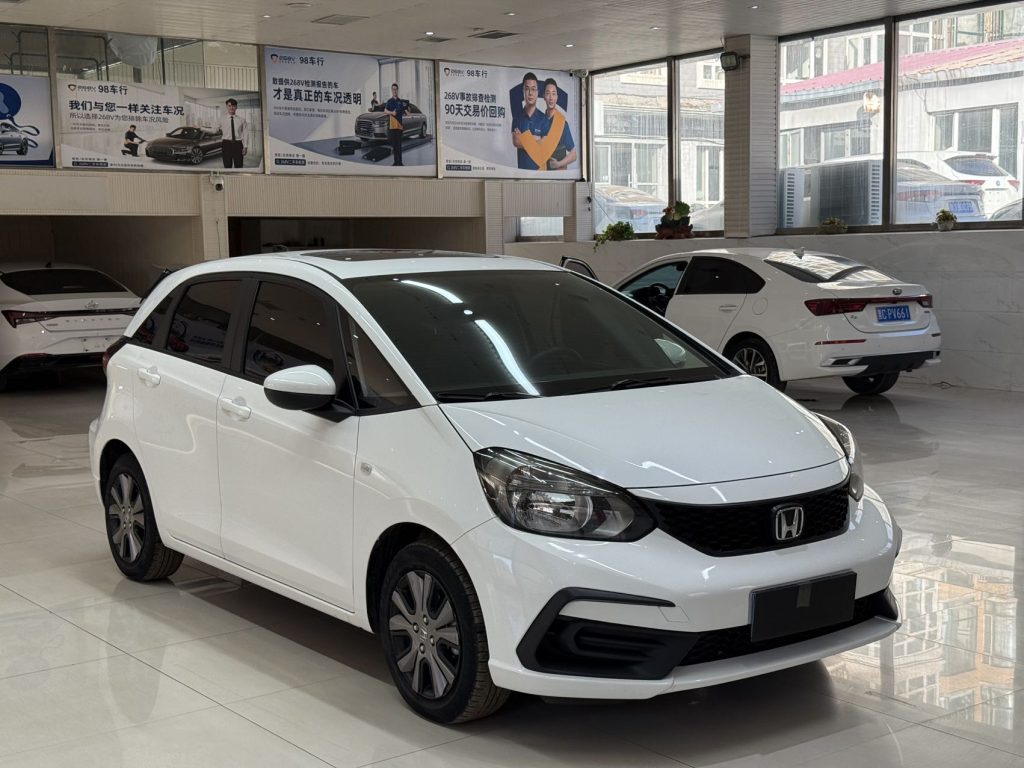 Honda Fit, 2022 модельный год, 1,5 л, CVT, версия «Chiao Xiang» с люком - AUTO STAR