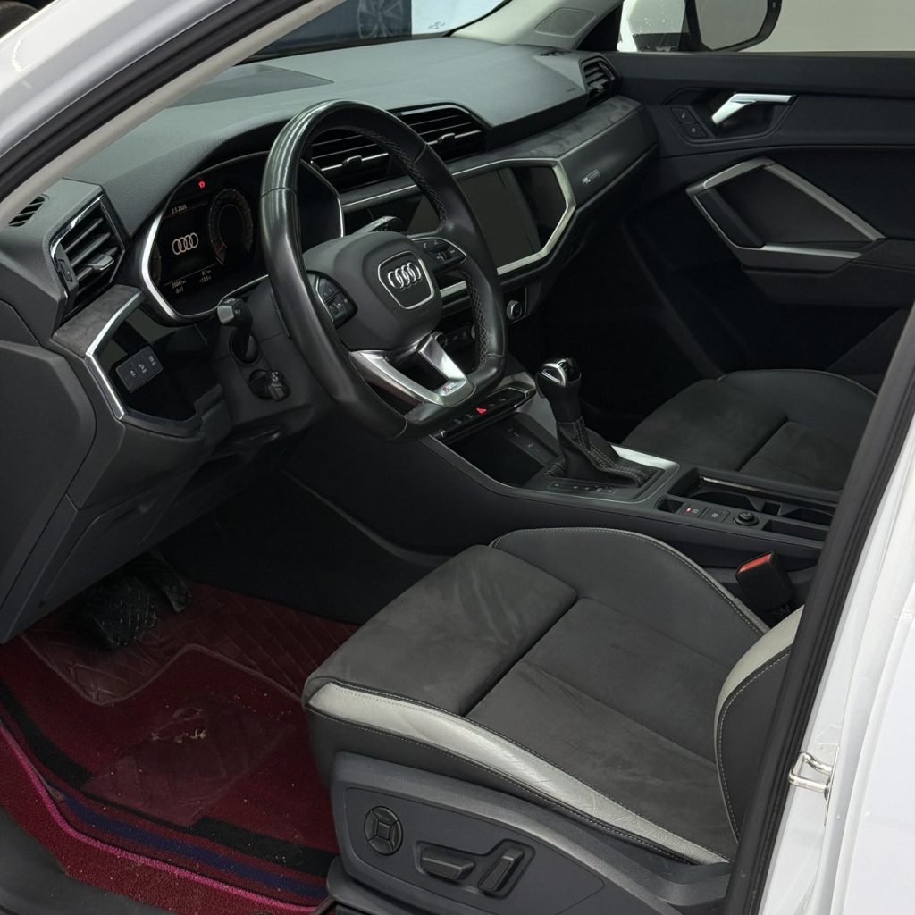 Audi Q3, 2023 модельный год, 35 TFSI, версия «Sporty» (1.4T) - AUTO STAR