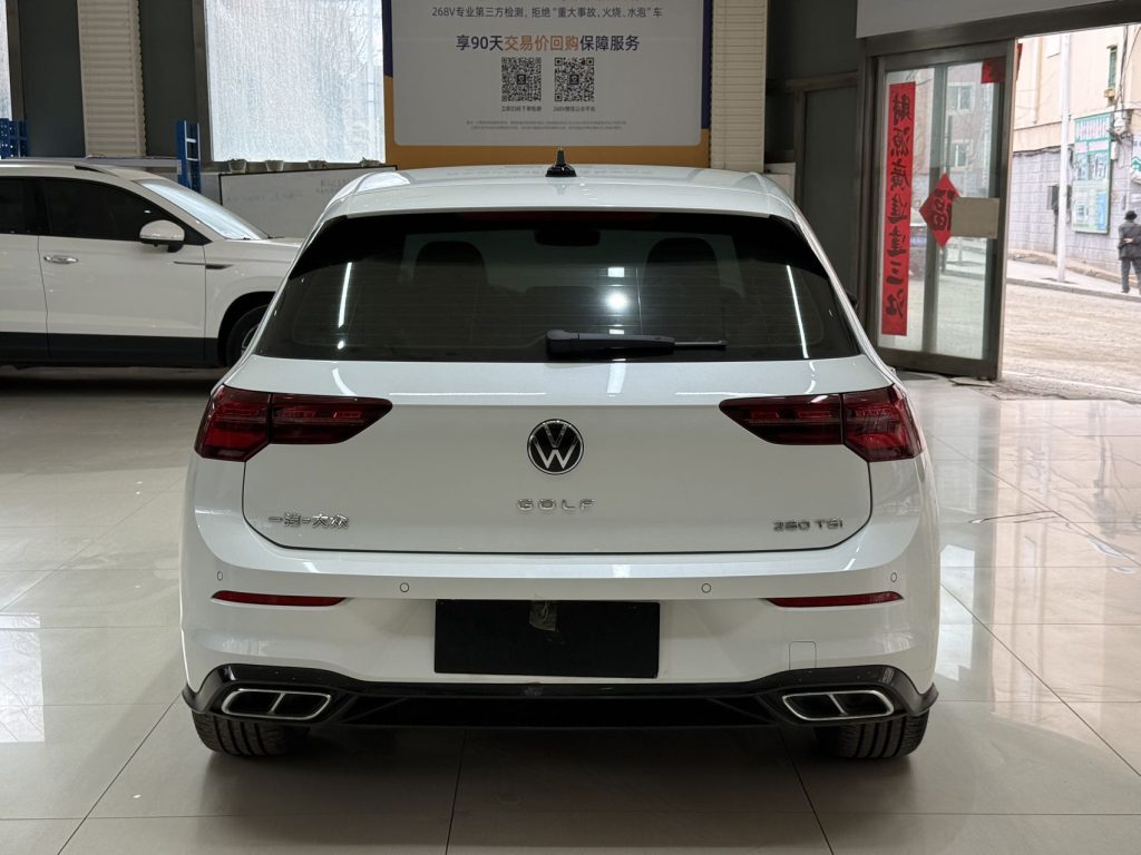 Volkswagen Golf, 2021 г. выпуска, 280TSI DSG R-Line - AUTO STAR