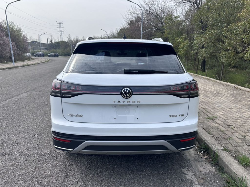 Volkswagen TAYRON 2023 года, 280TSI, передний привод, версия «Luxury Plus Advanced» - AUTO STAR