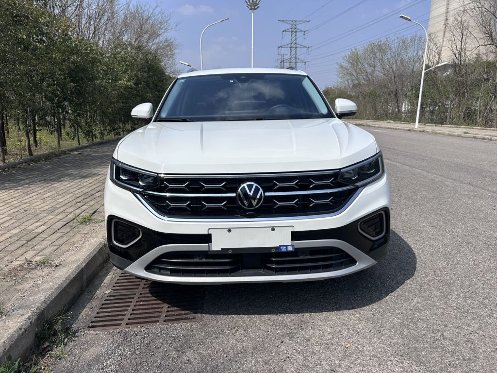 Volkswagen TAYRON 2023 года, 280TSI, передний привод, версия «Luxury Plus Advanced» - AUTO STAR