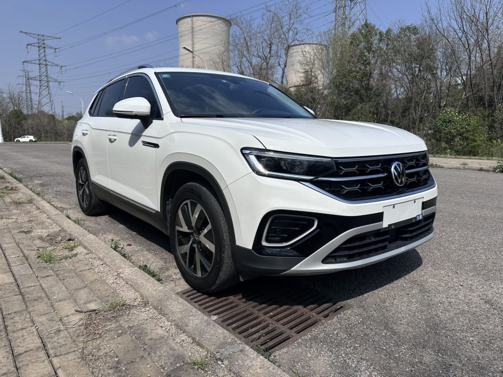 Volkswagen TAYRON 2023 года, 280TSI, передний привод, версия «Luxury Plus Advanced» - AUTO STAR