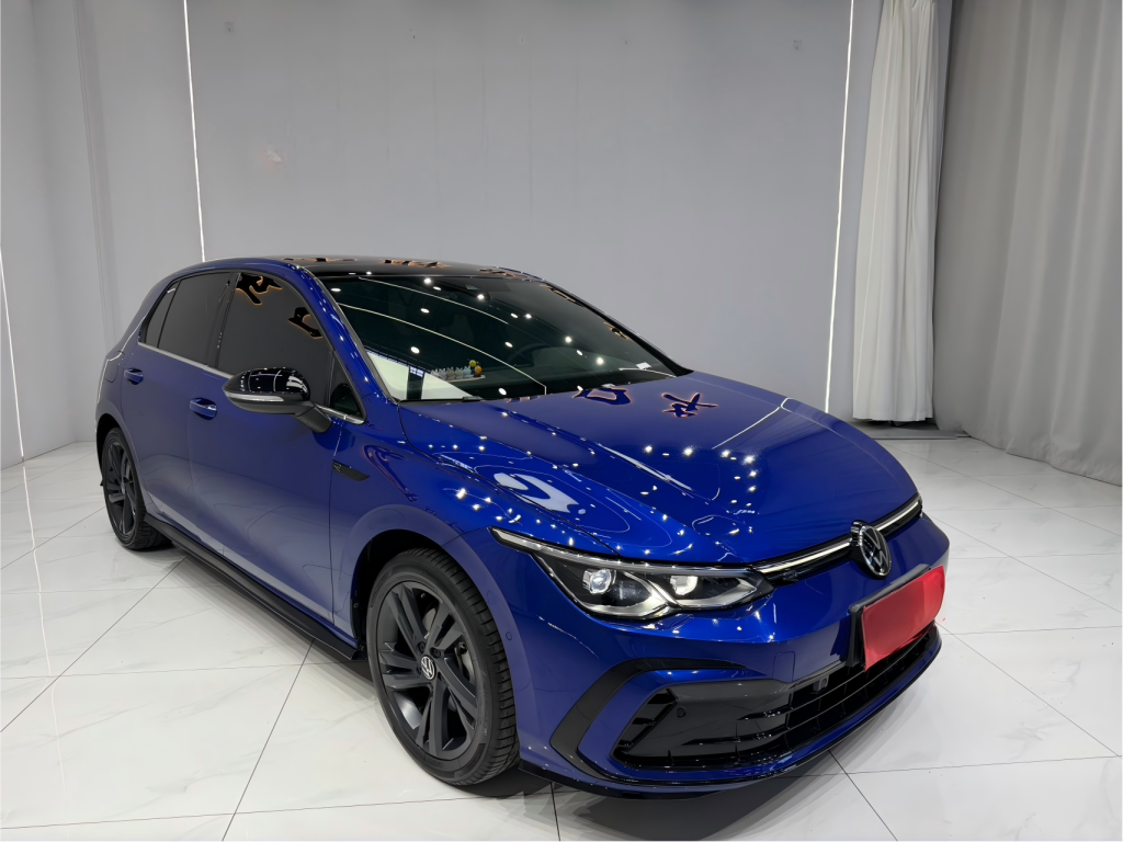 Volkswagen Golf, 2021 г. выпуска, 280TSI DSG R-Line - AUTO STAR