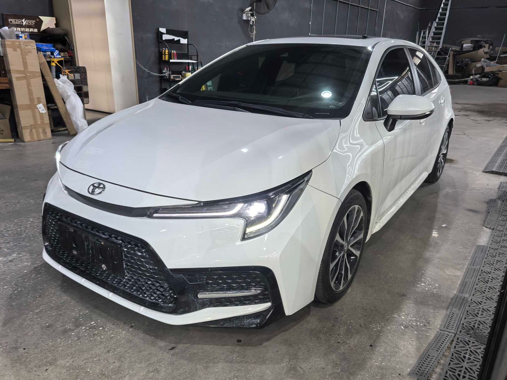 Toyota LEVIN  2022 модельный год, 185T CVT Sport, стандарты выбросов China VI