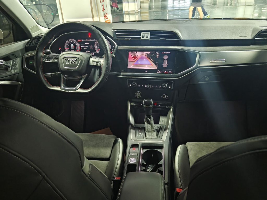 Audi Q3 2022 года, 35TFSI, версия «Sporty» - AUTO STAR