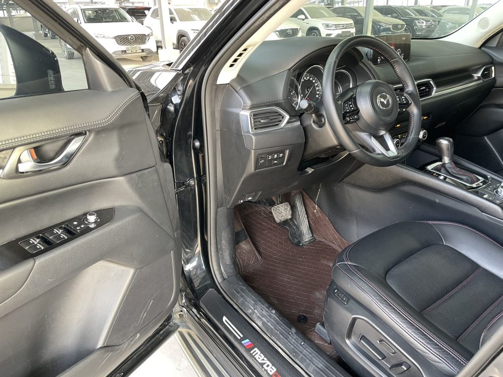 Mazda CX-5 2021 г. 2,0 л Автомат, передний привод, версия Black Knight - AUTO STAR