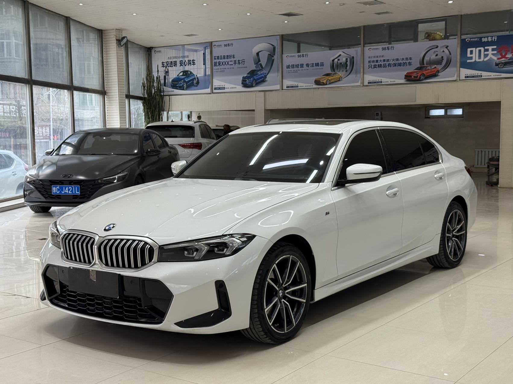 BMW 3 серии   2023 модельного года 320Li M Sport