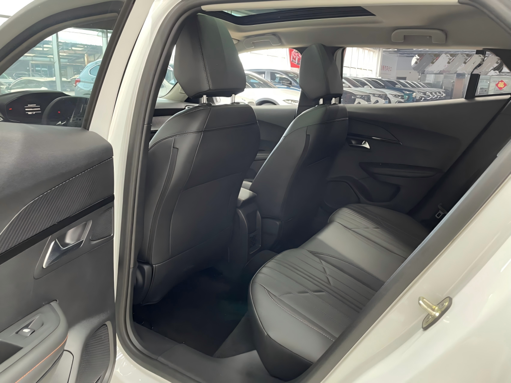 Peugeot 2008 230THP THE ONE - AUTO STAR