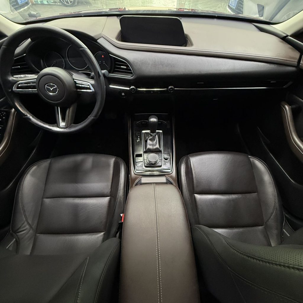 Mazda CX-30, красный, 2021 г. выпуска, 2,0 л, автомат, комплектация «Jia Yue» - AUTO STAR