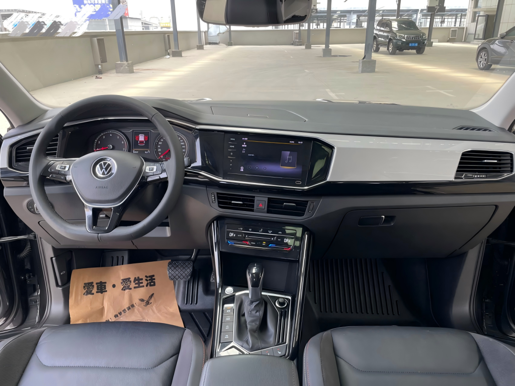 Volkswagen TAYRON, 2021 г. выпуска, 280TSI, 2WD, версия «Luxury Smart Connect» - AUTO STAR
