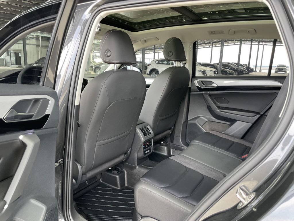 Volkswagen TAYRON, 2021 г. выпуска, 280TSI, 2WD, версия «Luxury Smart Connect» - AUTO STAR