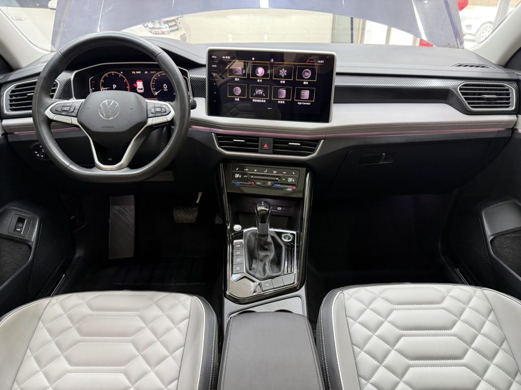 Volkswagen TAYRON, 2023 модельный год, 280TSI, передний привод, версия «Luxury Plus Advanced» - AUTO STAR