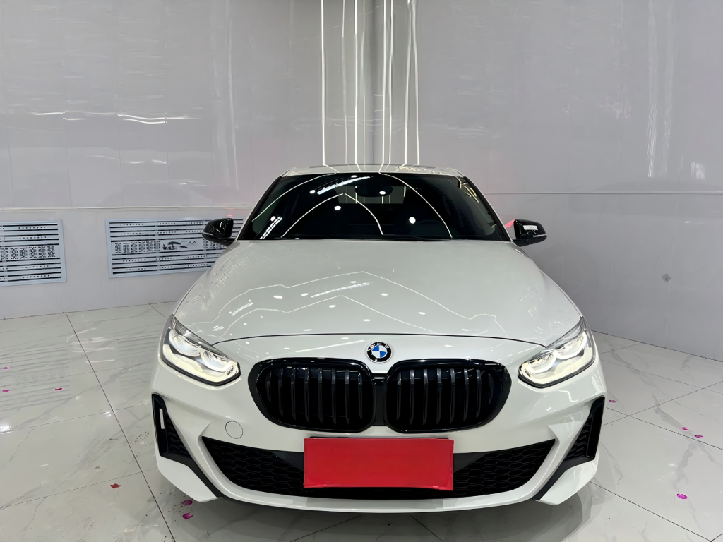 BMW 1 серии 2022 года, 120i M Sport Night Edition - AUTO STAR