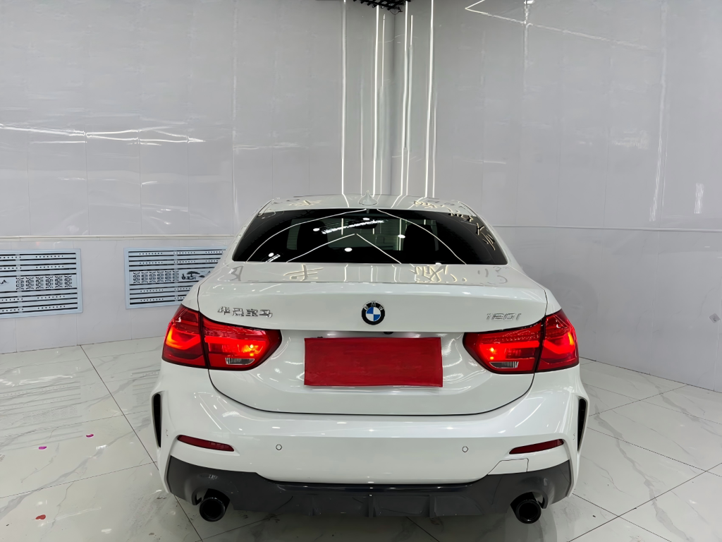 BMW 1 серии 2022 года, 120i M Sport Night Edition - AUTO STAR