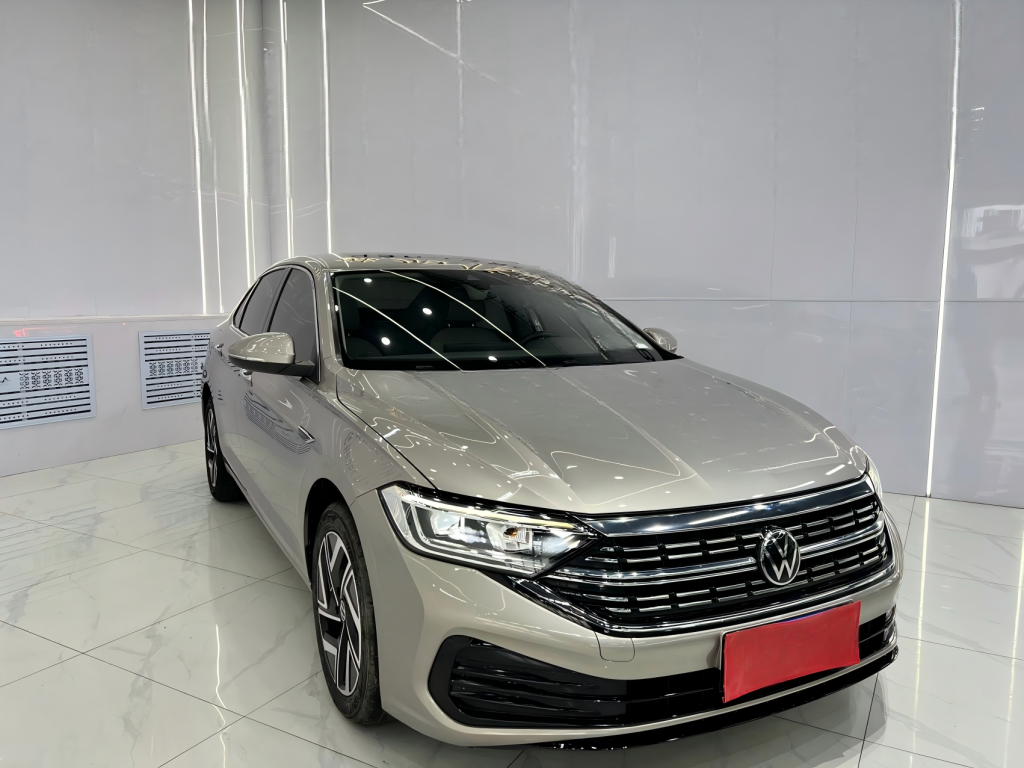 Volkswagen SAGITAR 2023 модельного года, версия 280TSI DSG Transcend Plus - AUTO STAR