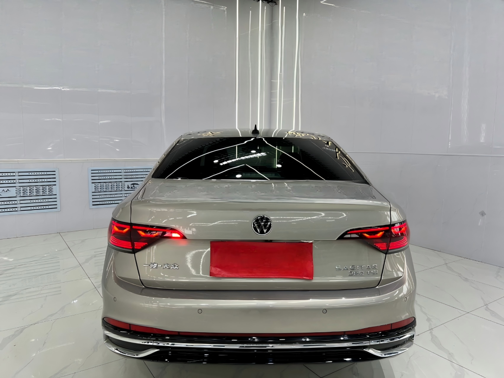 Volkswagen SAGITAR 2023 модельного года, версия 280TSI DSG Transcend Plus - AUTO STAR