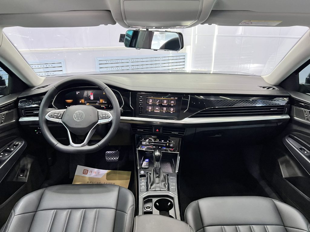 Volkswagen Passat 2023 года, 280TSI Business Edition - AUTO STAR