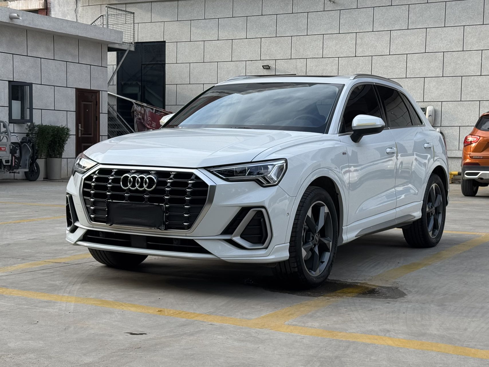 Audi Q3,  2023 модельный год, 35 TFSI, версия «Sporty» (1.4T)