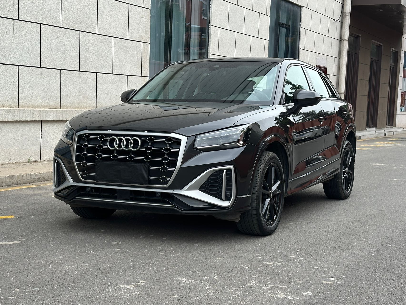 Audi Q2L,  2022 модельный год, 35 TFSI, версия «Progressive», стандарты выбросов China VI