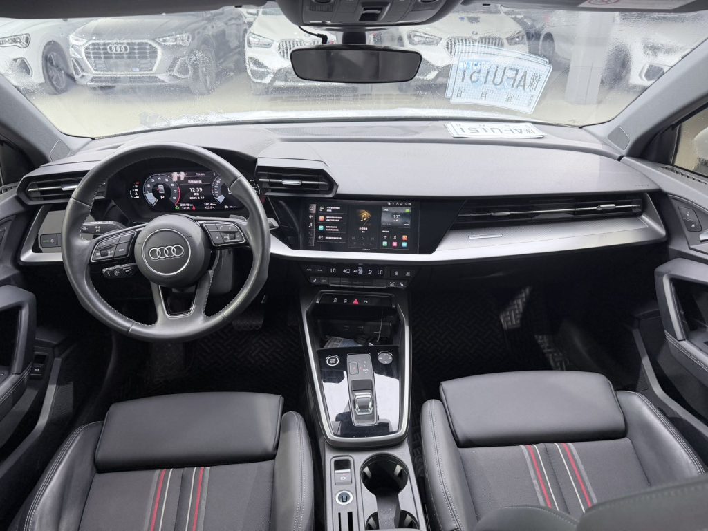 A3L 2022 года, Limousine 35 TFSI, стильный спортивный вариант - AUTO STAR