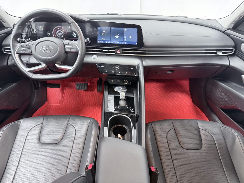 Hyundai Elantra, 2023 модельный год, 1,5 л, CVT, версия LUX - AUTO STAR