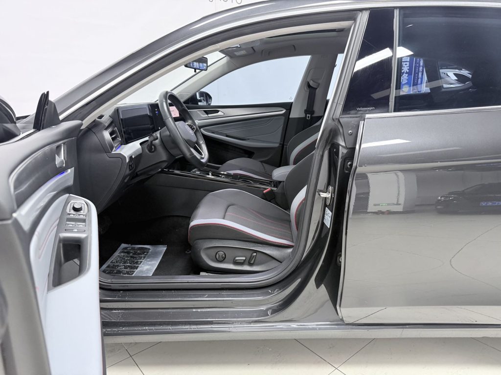 Volkswagen LAMANDO L 2023 модельный год, L 280TSI DSG «Cool & Spicy» - AUTO STAR