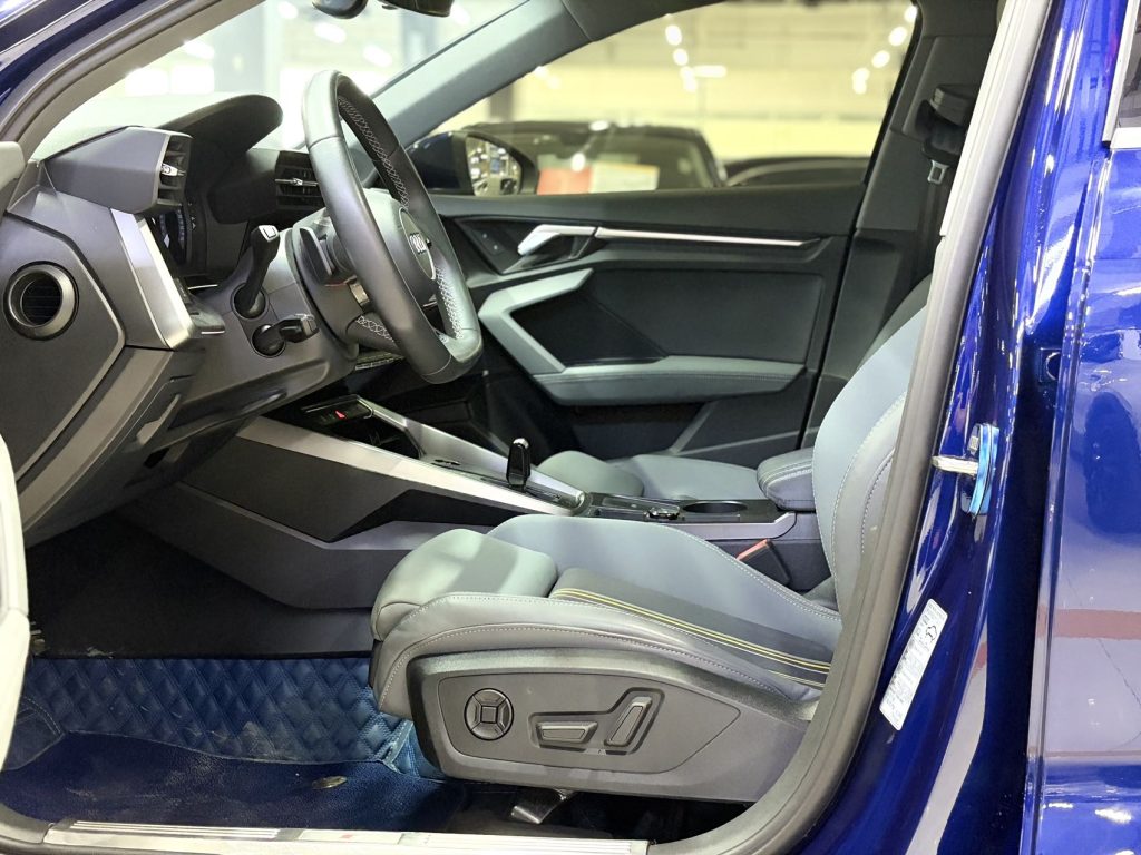 Audi A3 35TFSI Sportback 2022 года, синий, стильный и спортивный - AUTO STAR