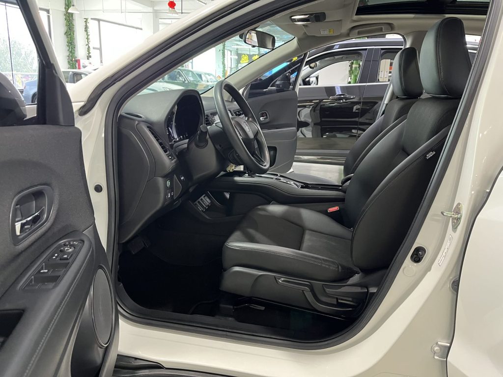 Honda Vezel,2020 г. выпуска, 1,5 л, CVT, версия Pioneer - AUTO STAR